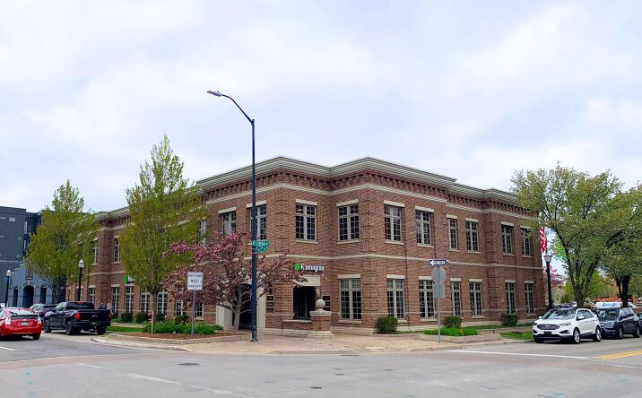 Pictures of Office property located at 150 Central Avenue B, Holland, MI 49423 for lease - image #1