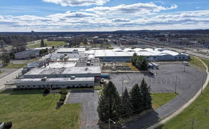 Pictures of Industrial property located at 111 Day Drive Combo 205 US-131, Three Rivers, MI 49093 for lease - image #1