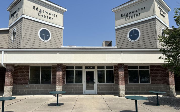 Pictures of Office, Restaurant, Retail property located at 425 Upton Drive 3, St. Joseph, MI 49085 for lease - image #1