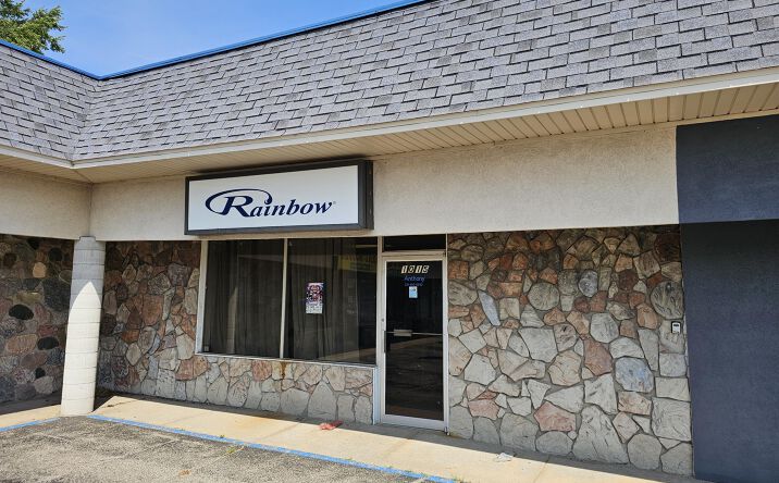 Pictures of Retail, Office, Industrial property located at 1025 W Main Street 1015, Fremont, MI 49412 for lease - image #1