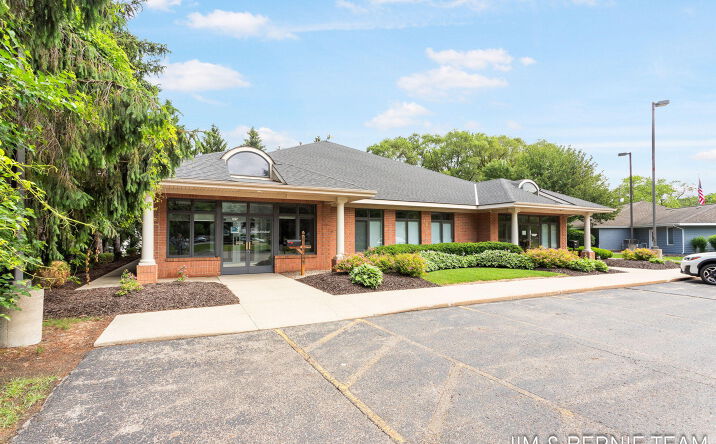 Pictures of Retail, Office property located at 697 Ottawa Beach Road 2A, Holland, MI 49424 for lease - image #1