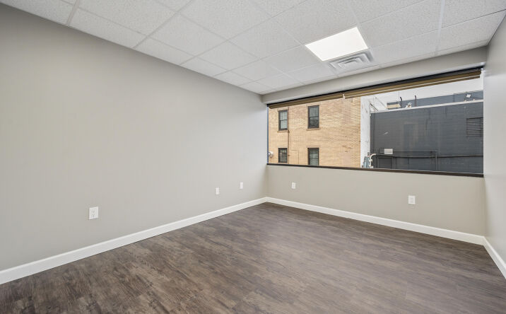 Pictures of Office, Retail property located at 211 Maple Suite #4 Street, Big Rapids, MI 49307 for lease - image #1