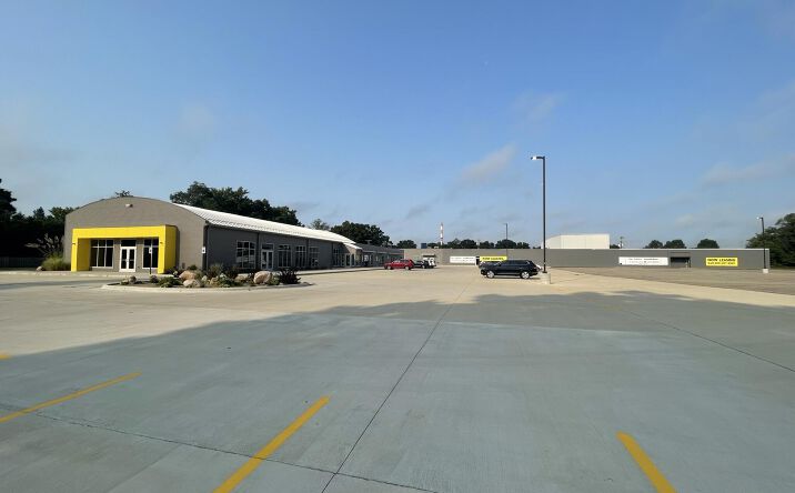 Pictures of Retail, Office property located at 1100 N Main Street Combo 1144 & 1150, Three Rivers, MI 49093 for lease - image #1