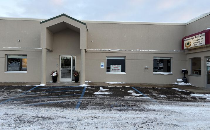 Pictures of Office, Restaurant, Retail property located at 892 Marshall Street, Allegan, MI 49010 for lease - image #1