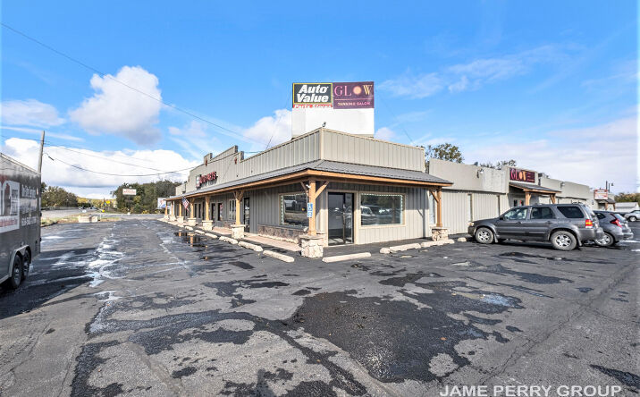 Pictures of Retail, Office, Industrial property located at 1201 S State Road 5, Ionia, MI 48846 for lease - image #1