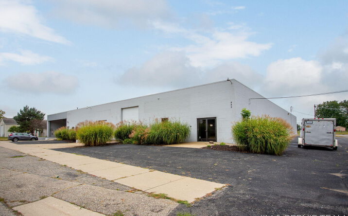 Pictures of Industrial, Office property located at 462 W 23rd Street 2, Holland, MI 49423 for lease - image #1