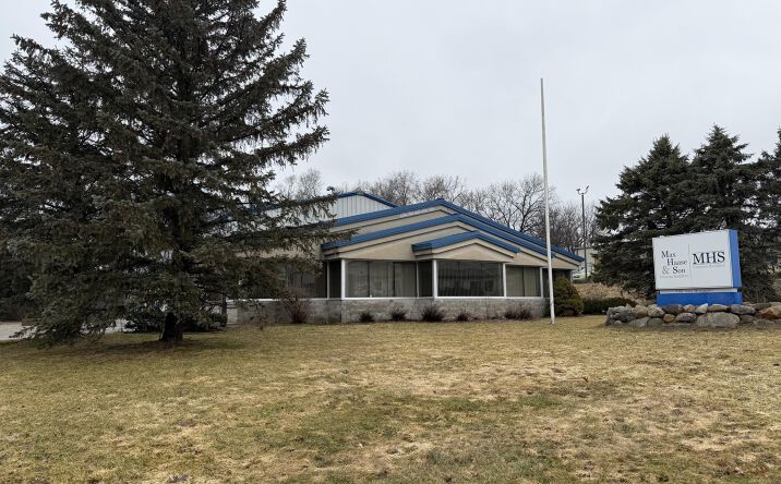 Pictures of Office property located at 192 Van Bruggen Street, Galesburg, MI 49053 for lease - image #1