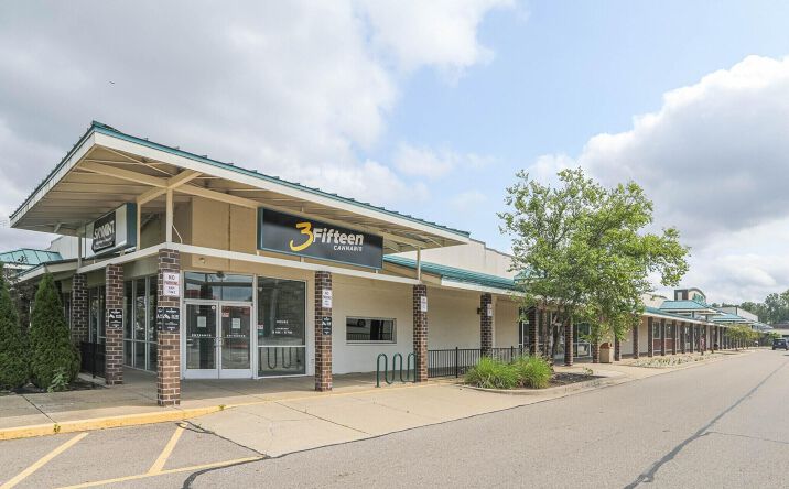 Pictures of Retail, Restaurant, Office, Industrial, Land property located at 1525 W Michigan Avenue 15E, Battle Creek, MI 49037 for lease - image #1