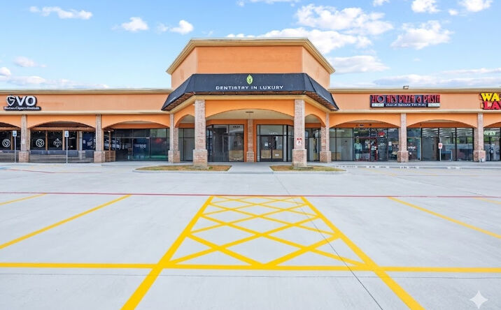 Pictures of Office property located at 3940 Rosemeade Parkway, Dallas, TX 75287 for lease - image #1