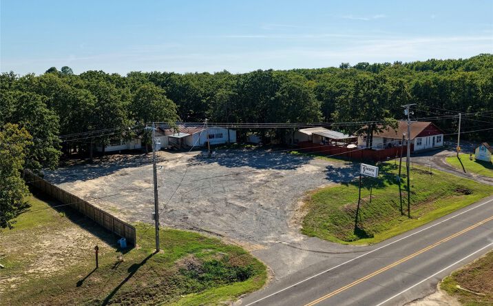 Pictures of Special Purpose property located at 418646 W Texanna Road, Eufaula, OK 74432 for lease - image #1