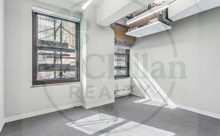 Pictures of Office property located at 315 Madison Ave, New York, NY 10165 for lease - image #1