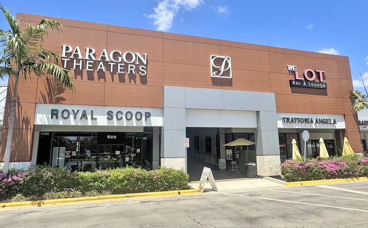 Pictures of Retail property located at 833 Vanderbilt Beach Road, Naples, FL 34108 for lease - image #1