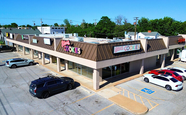 Pictures of Retail property located at 7710 N May Ave, Oklahoma City, OK 73116 for lease - image #1