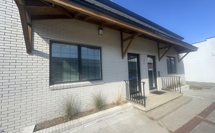 Pictures of Office, Industrial, Retail property located at 320 E Main Street Unit B, Moncks Corner, SC 29461 for lease - image #1