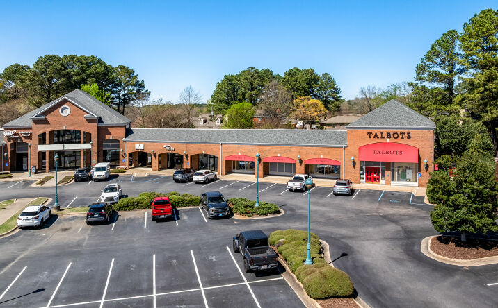 Pictures of Retail property located at 312 Merchants Walk, Tuscaloosa, AL 35406 for lease - image #1