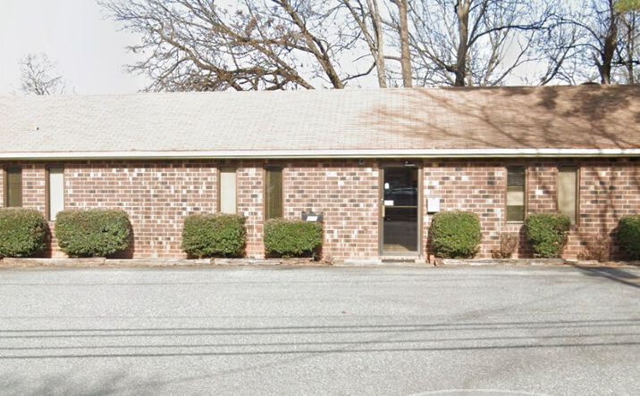 Pictures of Retail, Office property located at 302 W GRAHAM ST, MEBANE, NC 27302-2312 for lease - image #1