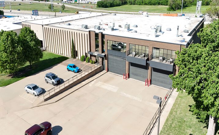 Pictures of Office, Industrial property located at 3629 N. Hydraulic, Wichita, KS 67213 for lease - image #1