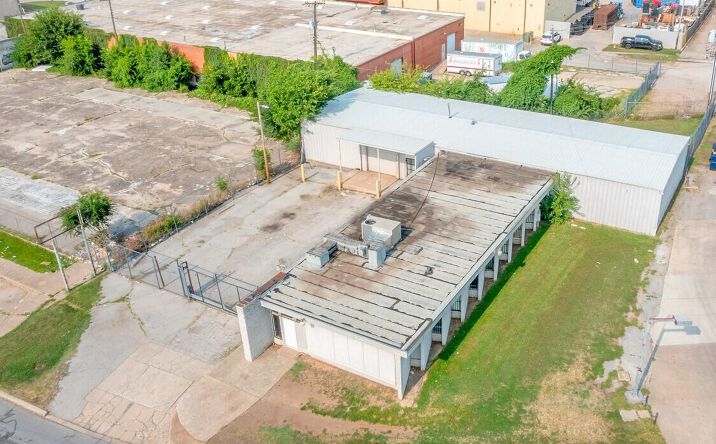 Pictures of Industrial property located at 901 N Virginia Ave, Oklahoma City, OK 73106 for lease - image #1