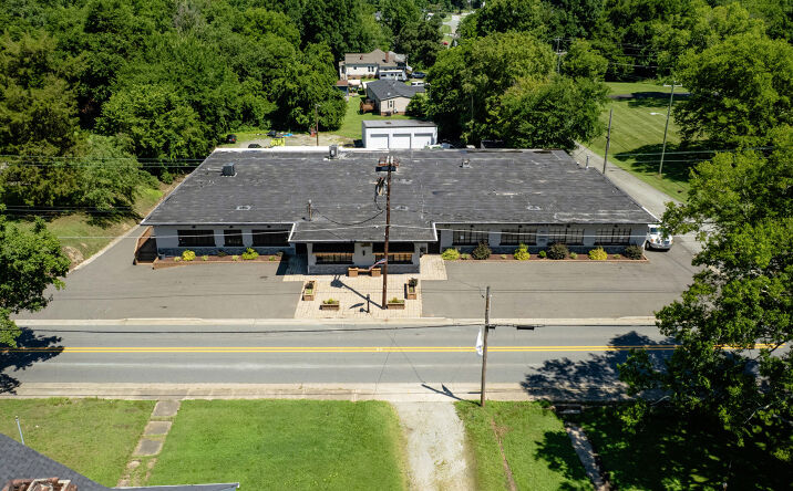 Pictures of Retail, Industrial property located at 410 East Main Street, Haw River, NC 27258 for lease - image #1
