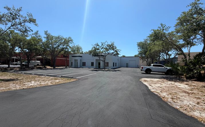 Pictures of Industrial property located at 1502 RAIL HEAD BLVD, NAPLES, FL 34110-8492 for lease - image #1