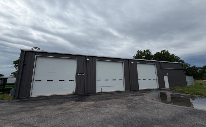 Pictures of Office, Industrial property located at 6221 Acacia Drive, Leander, TX 78641 for lease - image #1
