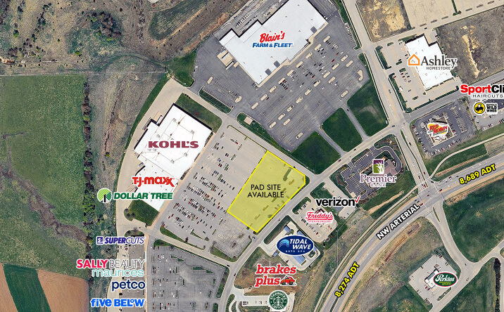 Pictures of Land property located at 2595 NW Arterial, Dubuque, IA 52002 for lease - image #1