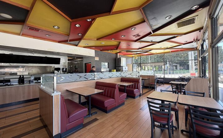 Pictures of Restaurant property located at 11058 SANTA MONICA BLVD, LOS ANGELES, CA 90025 for lease - image #1