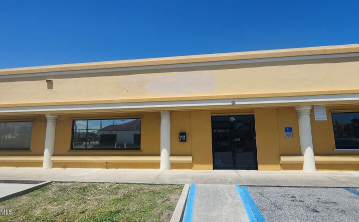 Pictures of Retail, Office property located at 4350 N Atlantic Avenue 4, Cocoa Beach, FL 32931 for lease - image #1