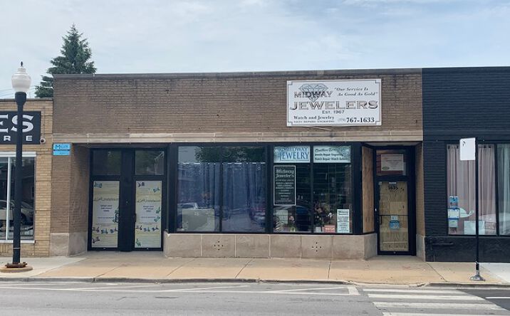 Pictures of Retail property located at 5635 W 63rd St, Chicago, IL 60638 for lease - image #1