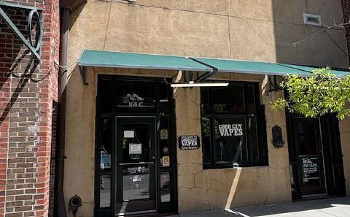 Pictures of Retail property located at 168 Church Street # C, Charleston, SC 29401 for lease - image #1