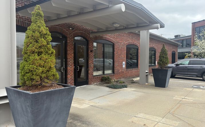 Pictures of Office property located at 301 PROMENADE ST, PROVIDENCE, RI 02908-5720 for lease - image #1