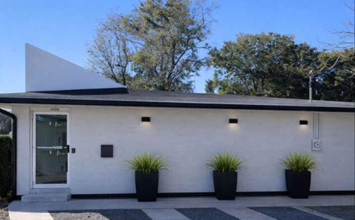 Pictures of Retail, Office, Special Purpose property located at 4300 Plymouth Street, Jacksonville, FL 32205 for lease - image #1