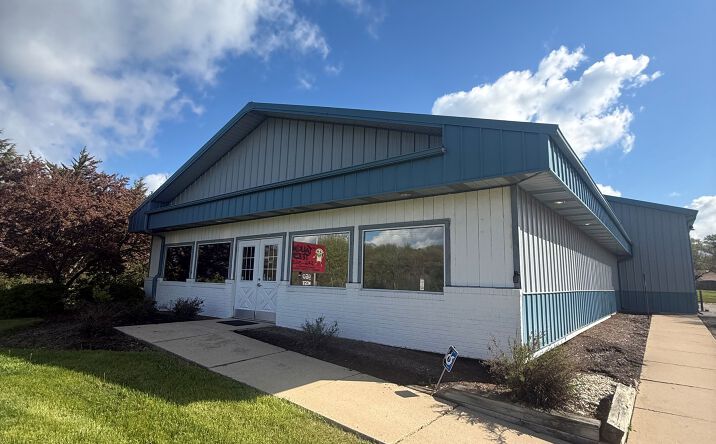 Pictures of Retail, Industrial property located at 960 W. Rollins Road, Round Lake Heights, IL 60073-1229 for lease - image #1