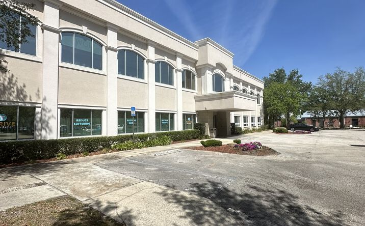 Pictures of Retail, Office property located at 4371 US HWY 17, FLEMING ISLAND, FL 32003-4812 for lease - image #1
