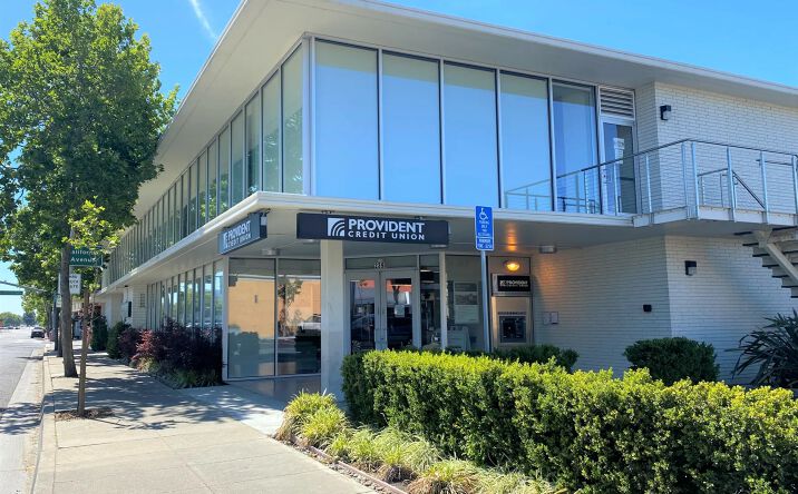 Pictures of Retail property located at 2390 El Camino Real, Palo Alto, CA 94306 for lease - image #1