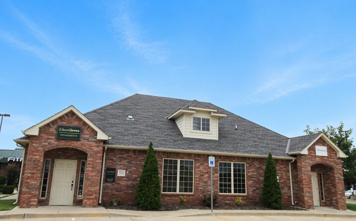 Pictures of Office, Special Purpose property located at 7015 West Hefner Road, Oklahoma City, OK 73162 for lease - image #1