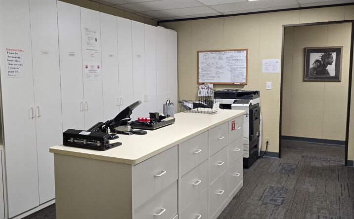 Pictures of Office property located at 7770 Pardee Lane, Oakland, CA 94621 for lease - image #1
