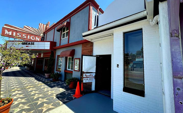 Pictures of Retail, Office property located at 227 North Main Avenue, Fallbrook, CA 92028 for lease - image #1