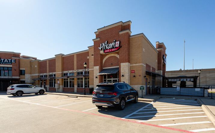 Pictures of Retail property located at 5454 & 5656 Main Street, 9250, 9320, 9410 Dallas Parkway, Frisco, TX 75033 for lease - image #1