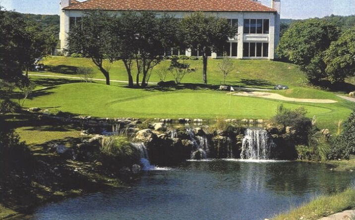 Pictures of Office property located at 19210 Huebner Road, San Antonio, TX 78258 for lease - image #1