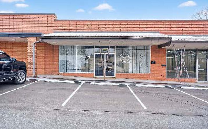 Pictures of Retail, Industrial property located at 1208 Union St, Spartanburg, SC 29302 for lease - image #1
