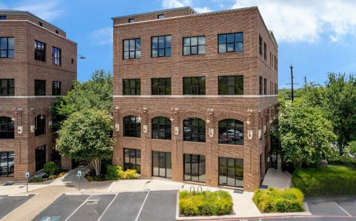 Pictures of Office property located at 2632 Broadway St - 102A, San Antonio, TX 78215 for lease - image #1