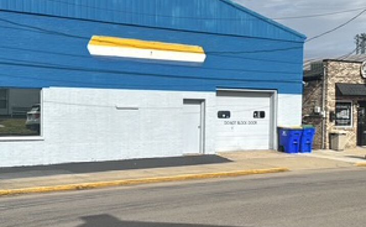 Pictures of Retail property located at 300 North College Street, Franklin, KY 42134 for lease - image #1