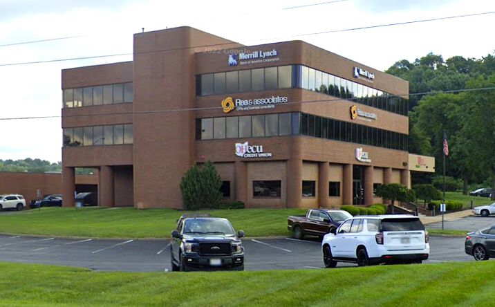 Pictures of Office, Special Purpose property located at 905 Zane Street, Zanesville, OH 43701 for lease - image #1
