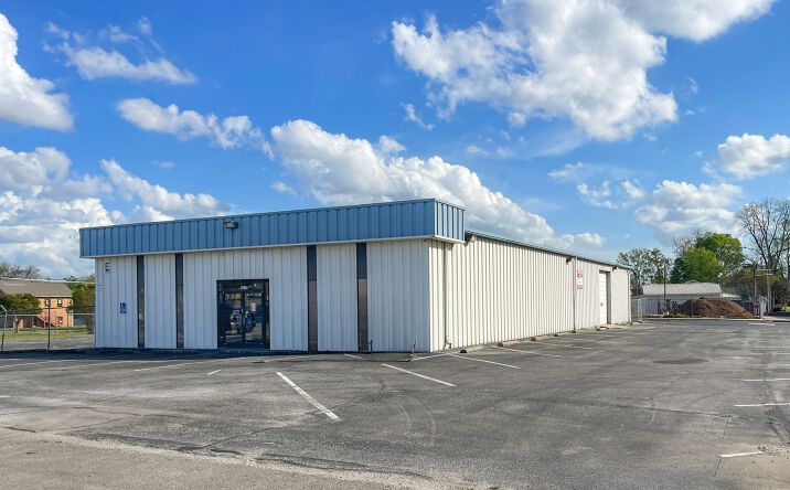 Pictures of Industrial property located at 107 Parkway Drive Northwest, Huntsville, AL 35801 for lease - image #1