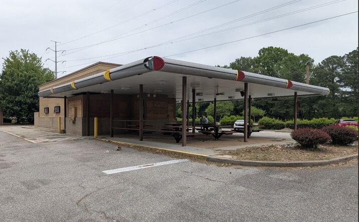 Pictures of Retail, Special Purpose property located at 200 Floyd Thompson Boulevard, Hampton, VA 23666 for lease - image #1