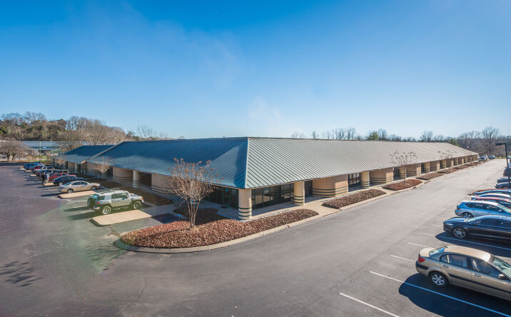 Pictures of Office, Special Purpose property located at 1420 Donelson Pike, Nashville, TN 37217 for lease - image #1