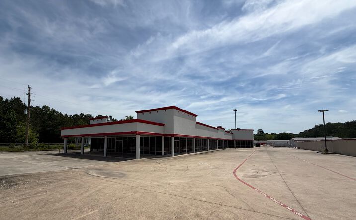 Pictures of Retail, Industrial property located at 3636 HONEA EGYPT RD, MONTGOMERY, TX 77316-9423 for lease - image #1