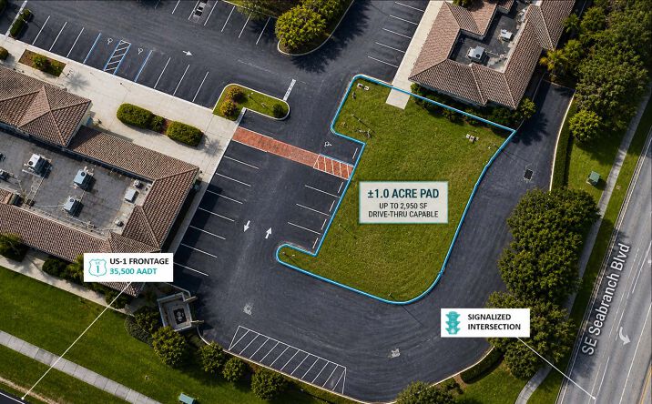 Pictures of Retail, Land, Restaurant property located at 5639 SE Crooked Oak Ave, Hobe Sound, FL 33455 for lease - image #1