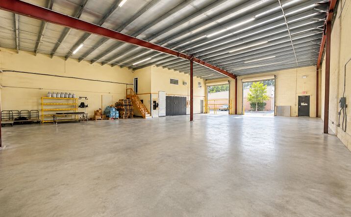 Pictures of Industrial, Special Purpose property located at 4366 Louis Avenue, Holiday, FL 34691 for lease - image #1